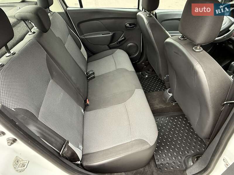 Седан Renault Logan 2016 в Борисполе фото 43 Седан Renault Logan 2016 в Борисполе