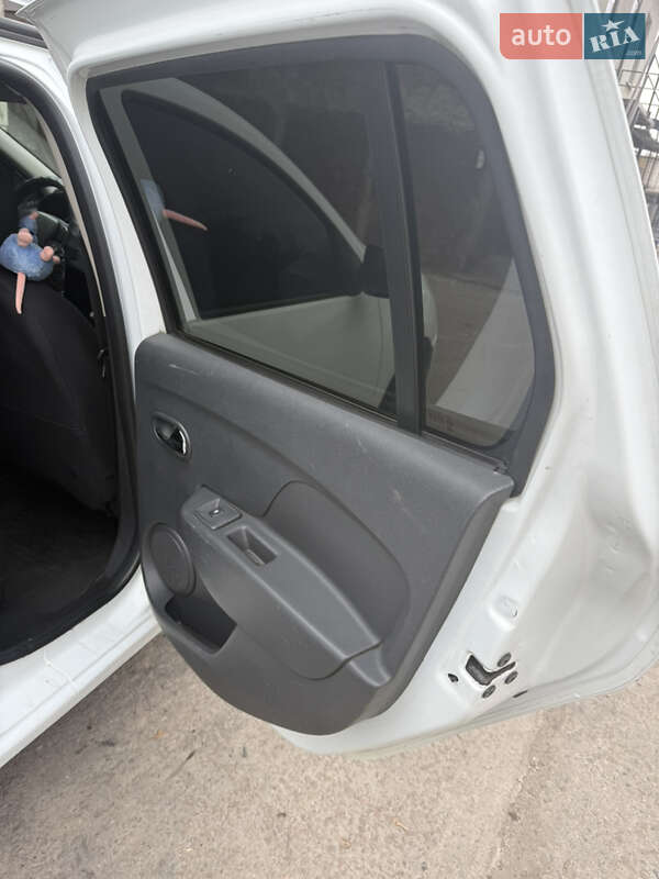 Універсал Renault Logan 2015 в Кривому Розі