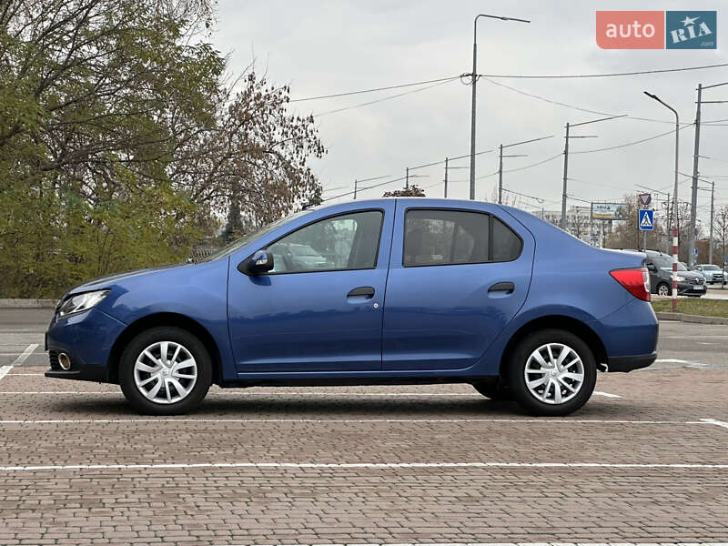 Седан Renault Logan 2014 в Киеве фото 2 Седан Renault Logan 2014 в Киеве