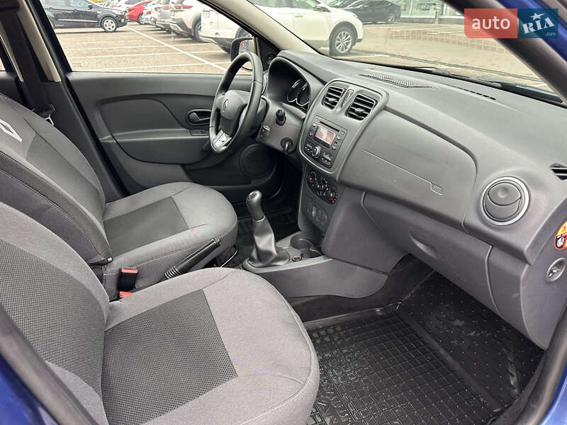 Седан Renault Logan 2014 в Киеве фото 10 Седан Renault Logan 2014 в Киеве