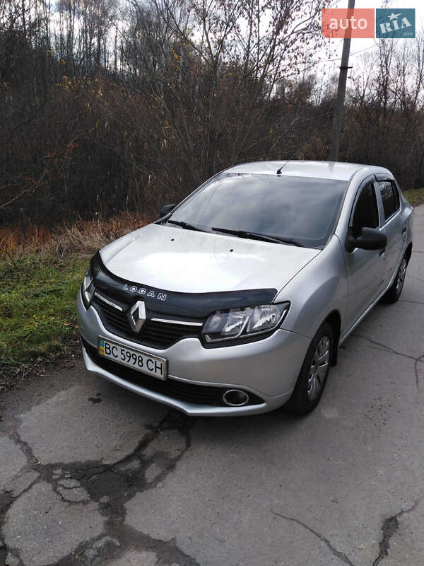 Renault Logan 2013