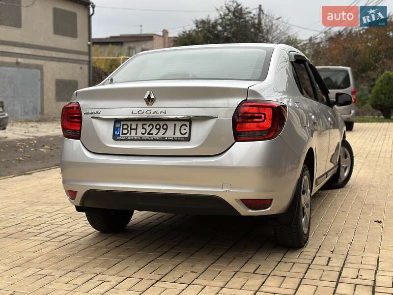 Седан Renault Logan 2018 в Одессе