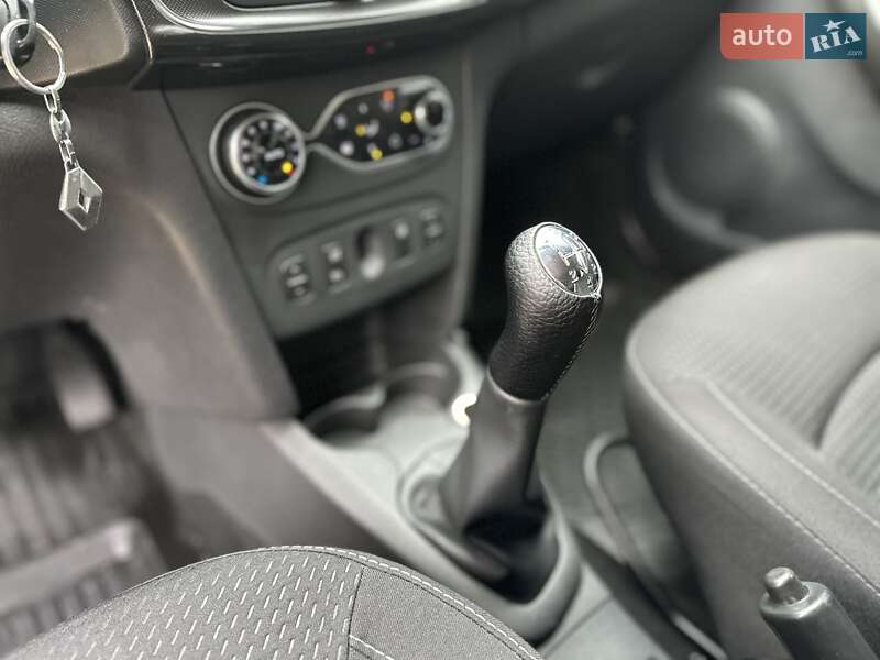 Седан Renault Logan 2018 в Одессе