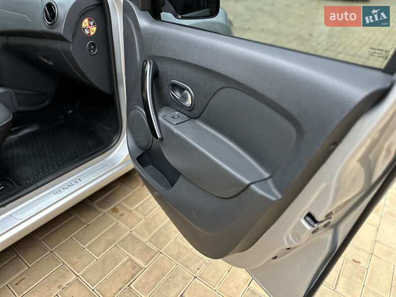 Седан Renault Logan 2018 в Одессе