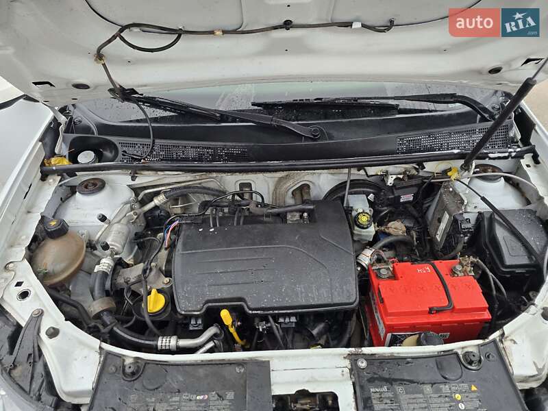 Седан Renault Logan 2013 в Харькове фото 9 Седан Renault Logan 2013 в Харькове