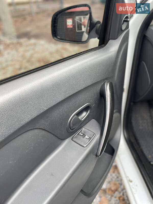 Седан Renault Logan 2018 в Кропивницком фото 7 Седан Renault Logan 2018 в Кропивницком