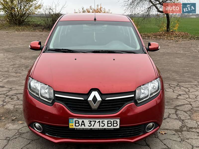 Седан Renault Logan 2013 в Малой Виске