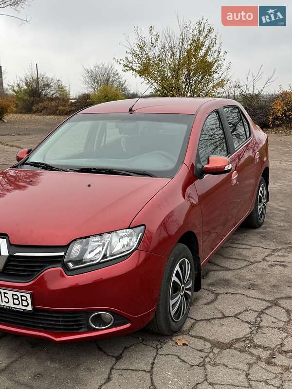 Седан Renault Logan 2013 в Малой Виске