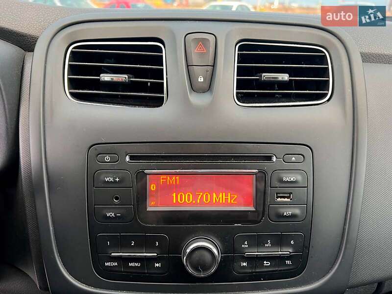 Седан Renault Logan 2016 в Львове фото 25 Седан Renault Logan 2016 в Львове