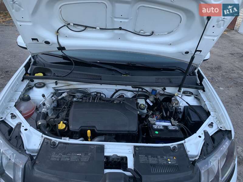 Седан Renault Logan 2016 в Львове фото 28 Седан Renault Logan 2016 в Львове