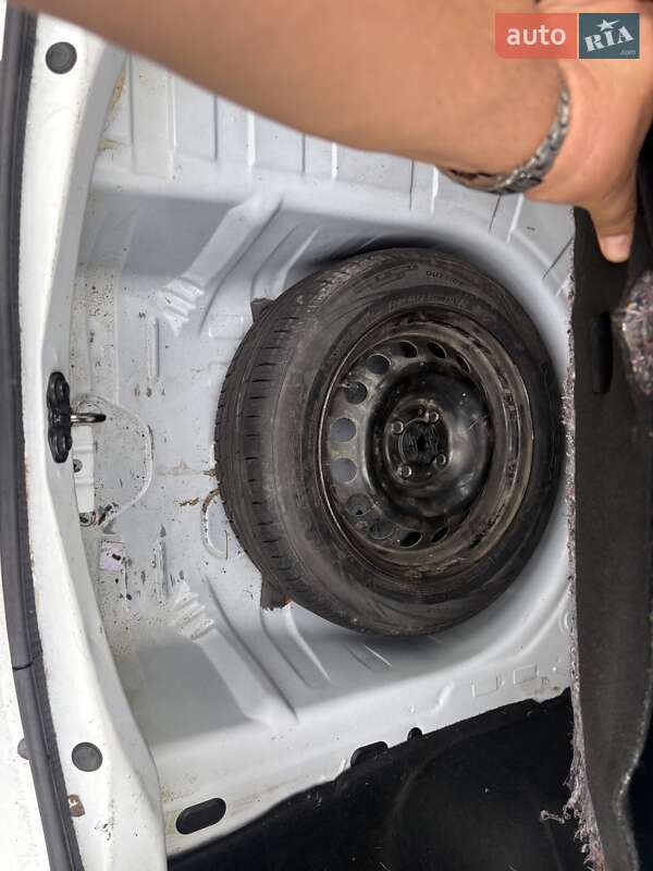 Седан Renault Logan 2019 в Киеве фото 8 Седан Renault Logan 2019 в Киеве