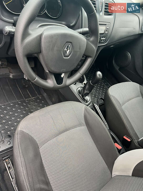 Седан Renault Logan 2016 в Березане фото 6 Седан Renault Logan 2016 в Березане