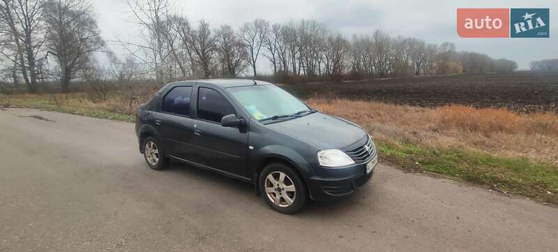 Седан Renault Logan 2011 в Барышевке фото Седан Renault Logan 2011 в Барышевке