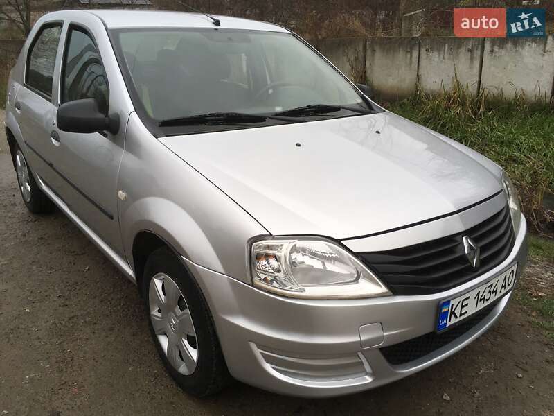 Седан Renault Logan 2012 в Белой Церкви