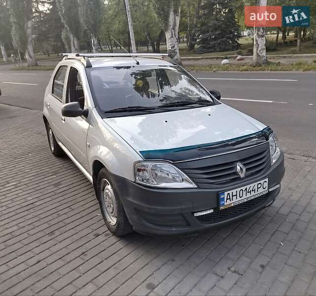 Renault Logan 2012 Renault Logan 2012