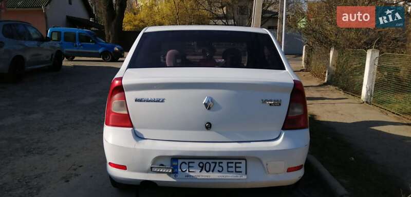 Седан Renault Logan 2012 в Чернівцях