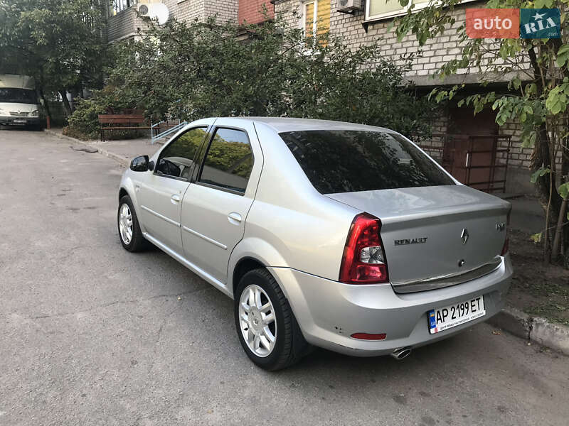 Седан Renault Logan 2011 в Запорожье