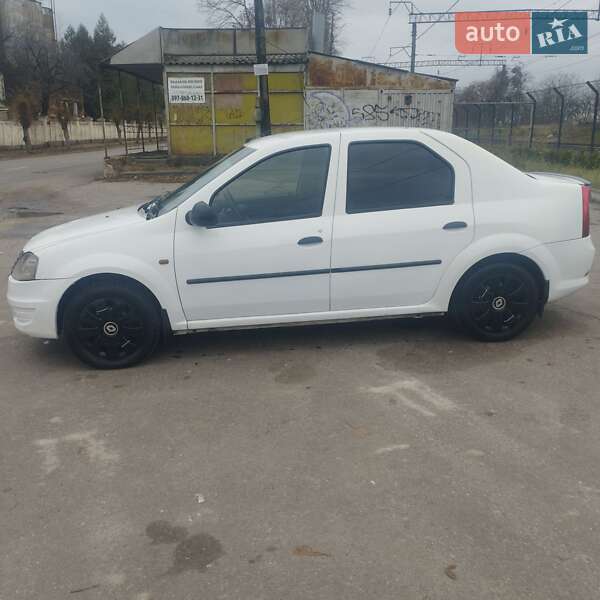 Седан Renault Logan 2010 в Жмеринці