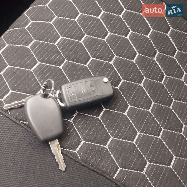 Седан Renault Logan 2010 в Жмеринці