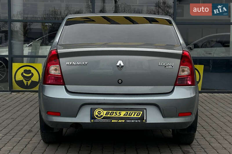 Седан Renault Logan 2011 в Ивано-Франковске