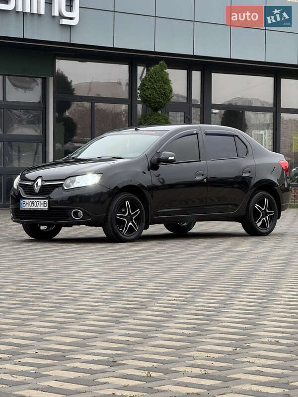 Renault Logan 2013