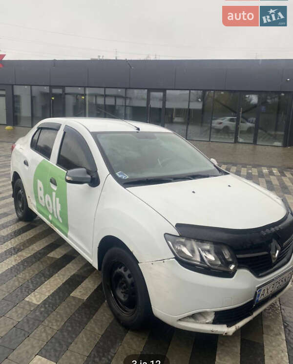 Седан Renault Logan 2013 в Ужгороде