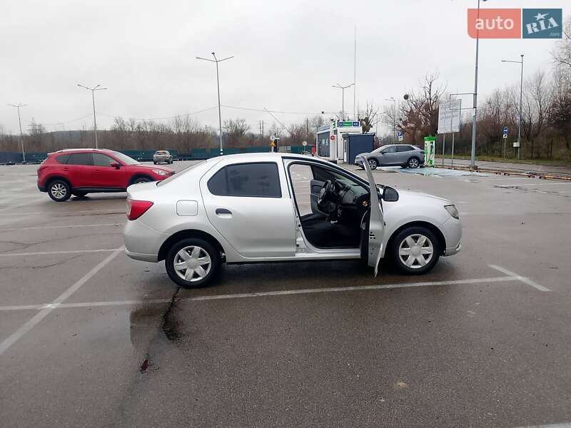 Седан Renault Logan 2016 в Киеве фото 9 Седан Renault Logan 2016 в Киеве