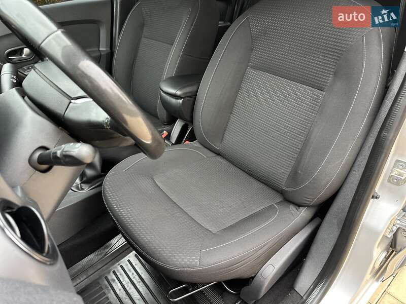 Седан Renault Logan 2018 в Одессе