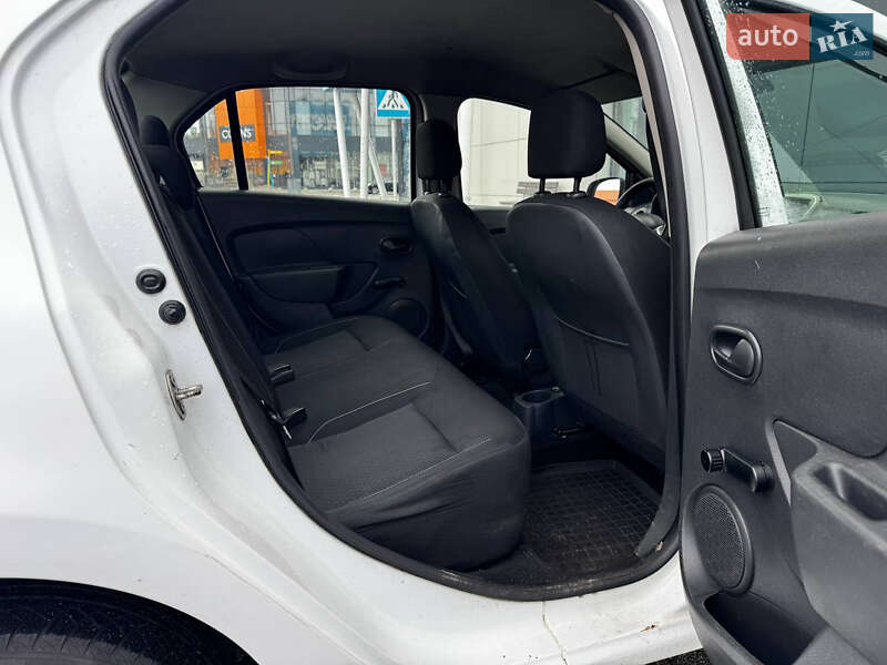 Седан Renault Logan 2019 в Києві