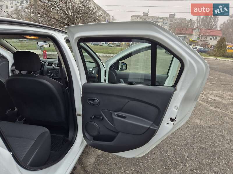 Седан Renault Logan 2016 в Запоріжжі фото 25 Седан Renault Logan 2016 в Запоріжжі