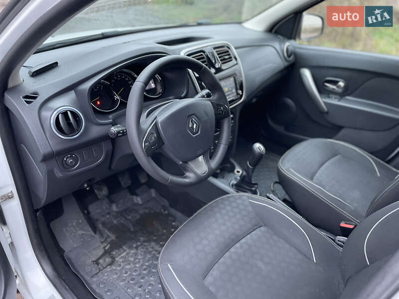 Універсал Renault Logan 2015 в Чернігові