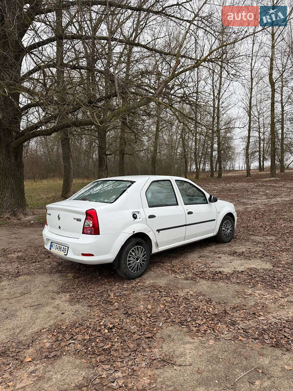 Седан Renault Logan 2012 в Киеве фото 6 Седан Renault Logan 2012 в Киеве