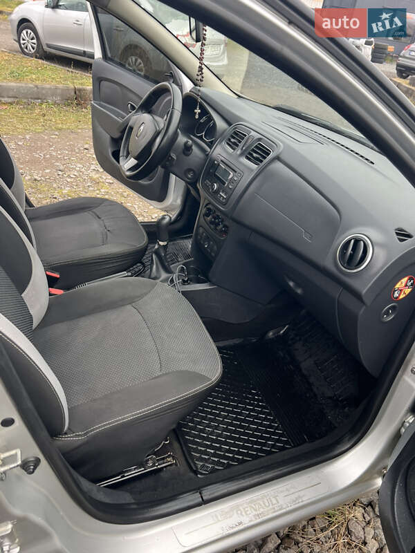 Седан Renault Logan 2013 в Львове фото 10 Седан Renault Logan 2013 в Львове