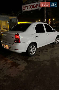 Седан Renault Logan 2012 в Житомире