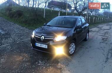 Седан Renault Logan 2013 в Мукачево