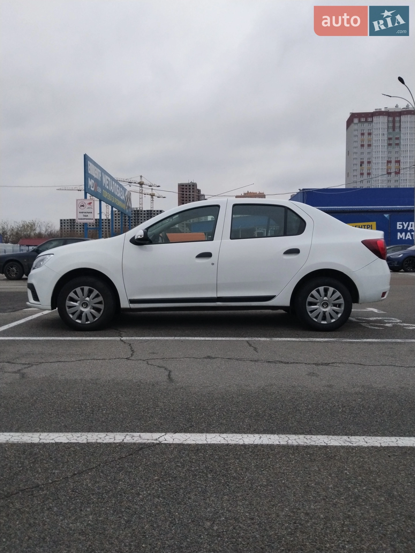 2021 Renault Logan - мініатюра 4