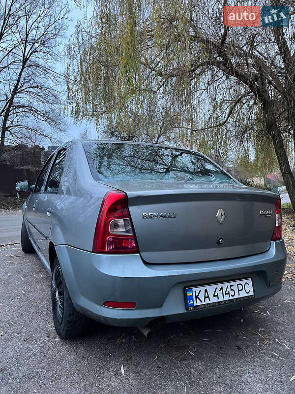 Седан Renault Logan 2010 в Киеве
