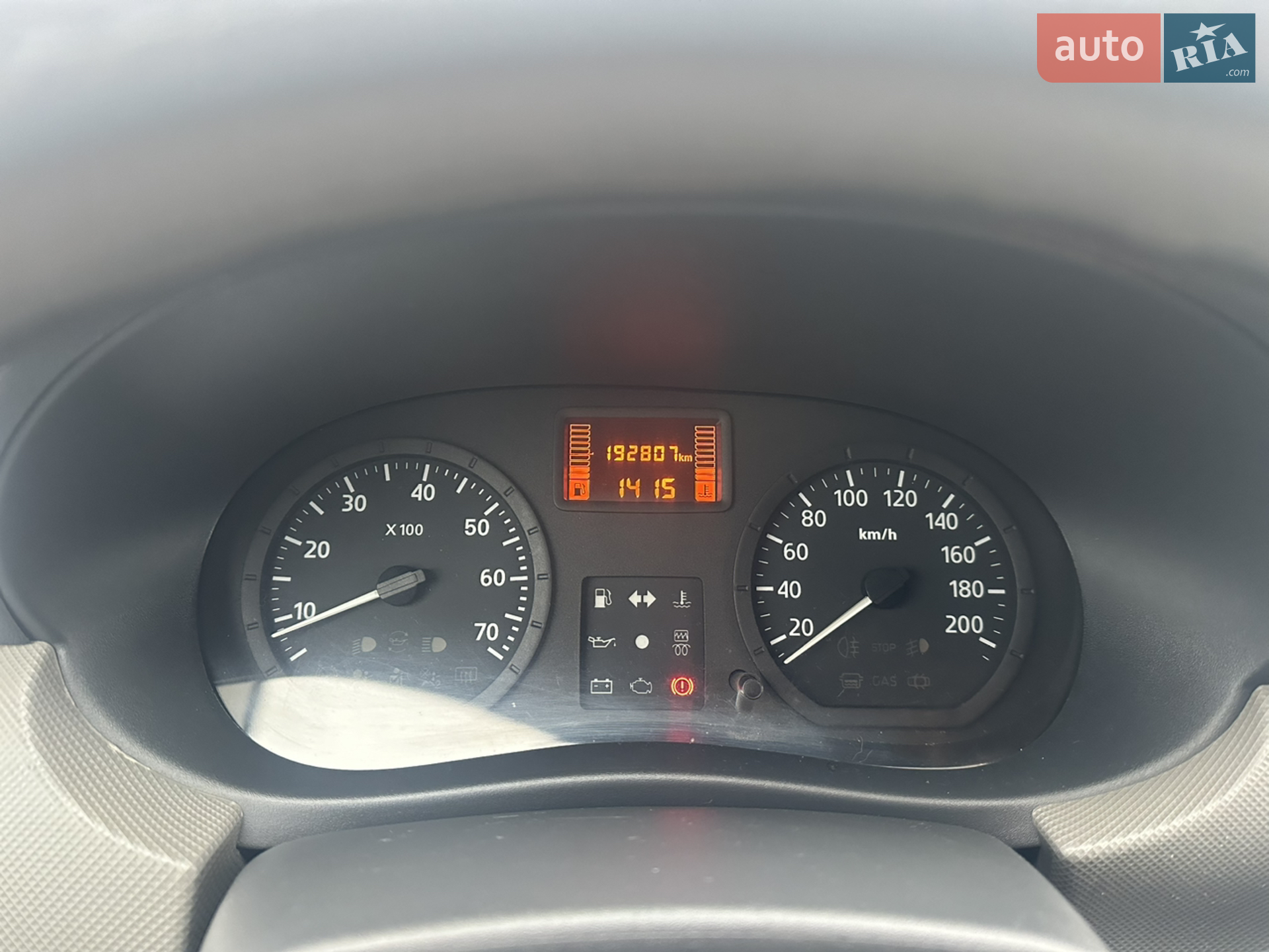 2012 Renault Logan - мініатюра 11