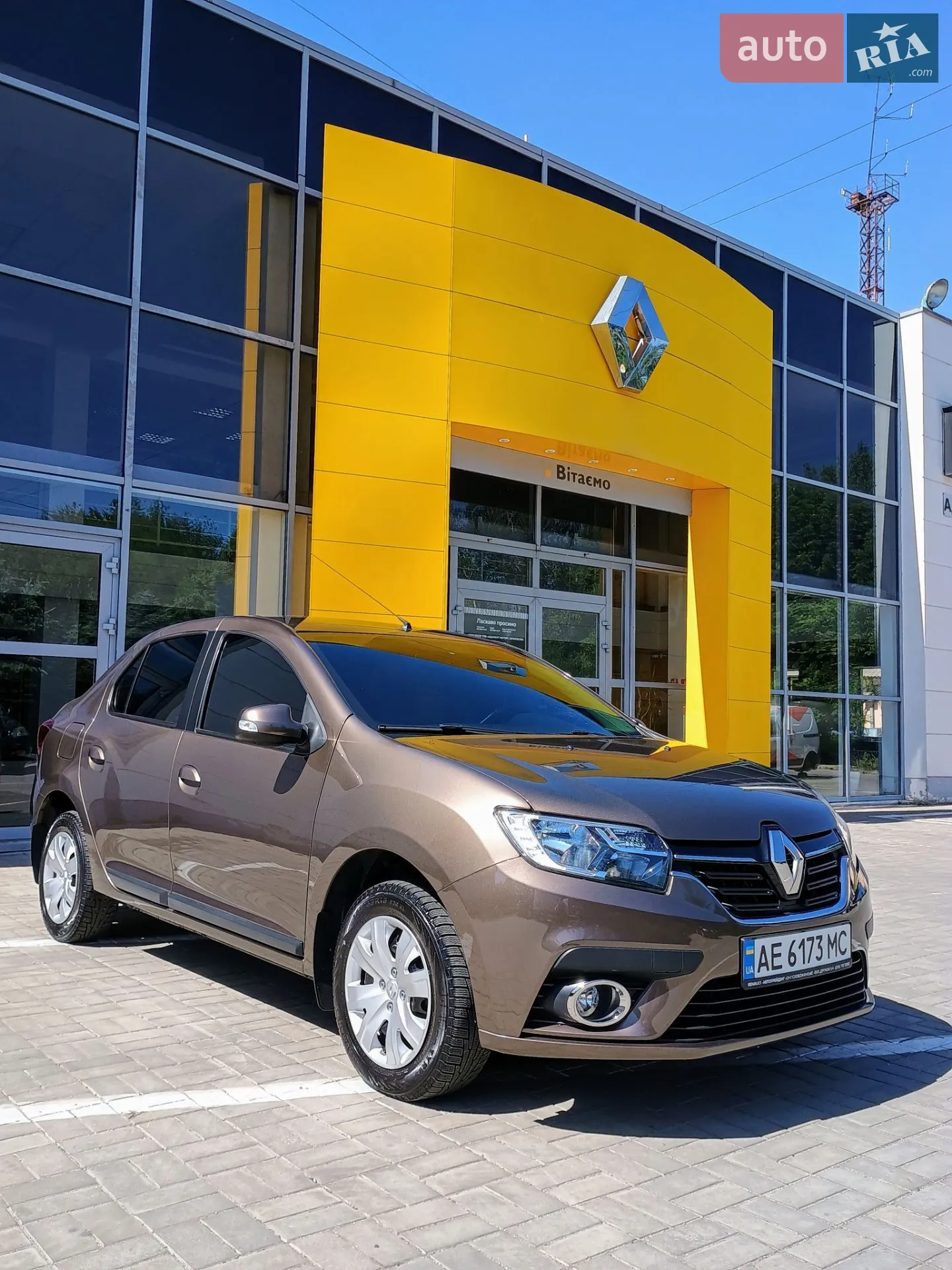 2020 Renault Logan - мініатюра 2