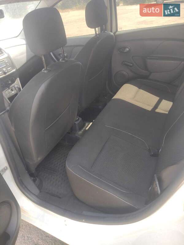 Седан Renault Logan 2017 в Днепре фото 7 Седан Renault Logan 2017 в Днепре