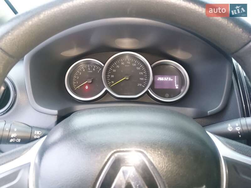 Седан Renault Logan 2017 в Вышгороде