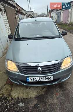 Седан Renault Logan 2010 в Чернігові