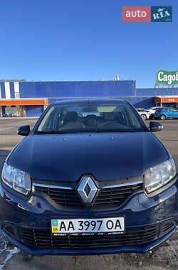 Седан Renault Logan 2013 в Луцьку