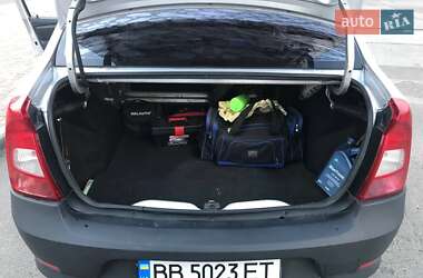 Седан Renault Logan 2010 в Измаиле