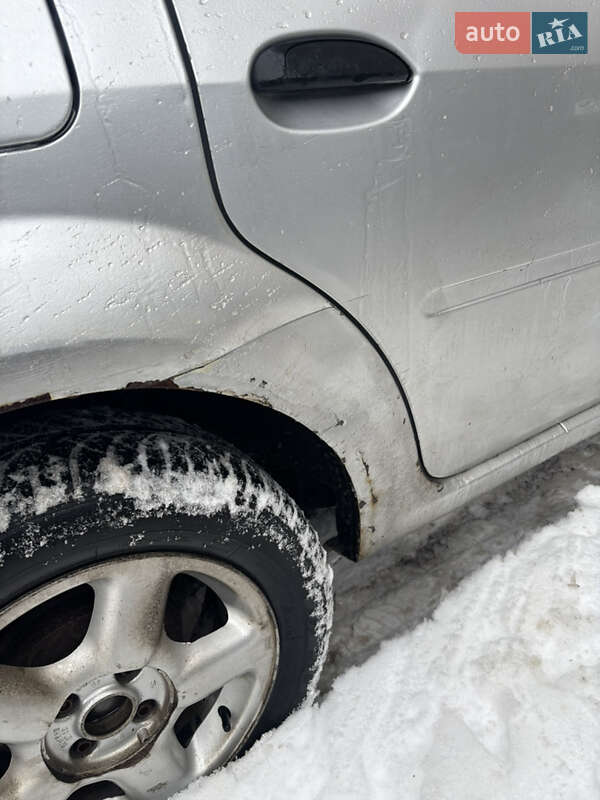 Седан Renault Logan 2010 в Чернигове