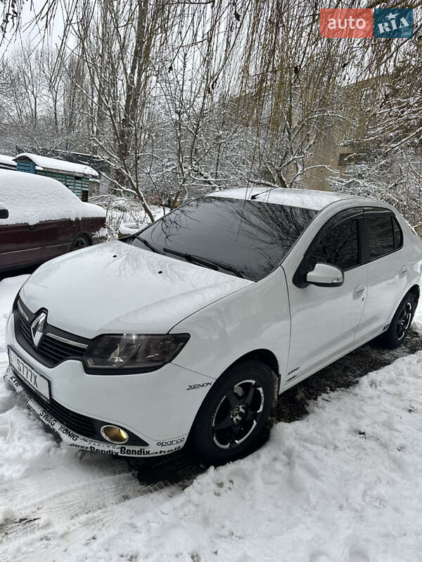 Renault Logan 2014 Renault Logan 2014