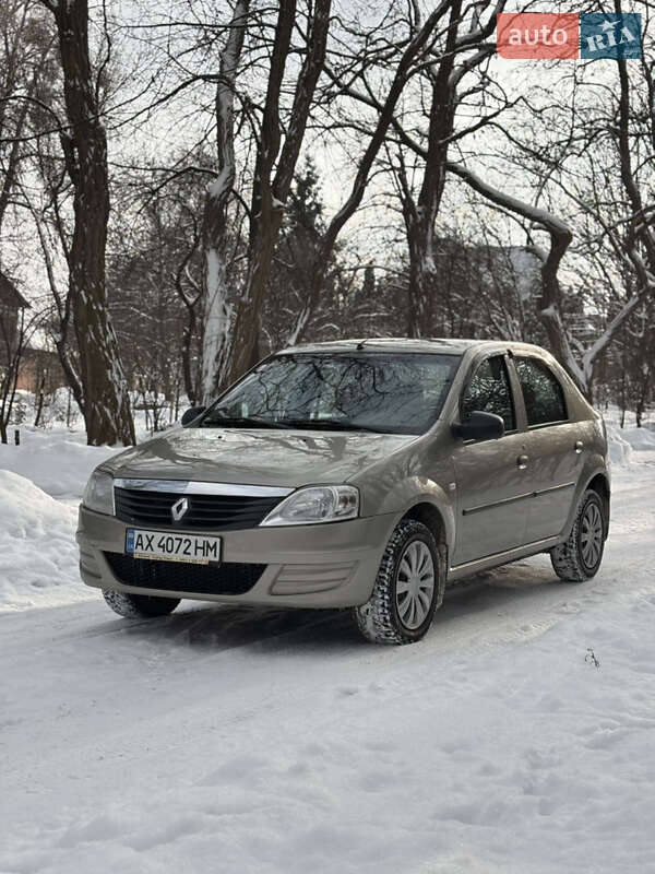 2009 Renault Logan, VIN VF1LSRAAH41968826:plate — фото 1 (autoria)
