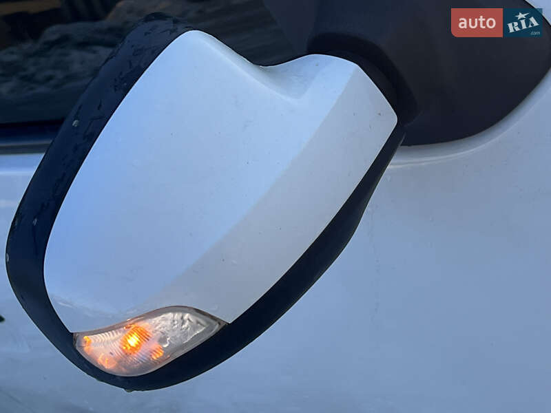 Седан Renault Logan 2016 в Дрогобыче фото 17 Седан Renault Logan 2016 в Дрогобыче