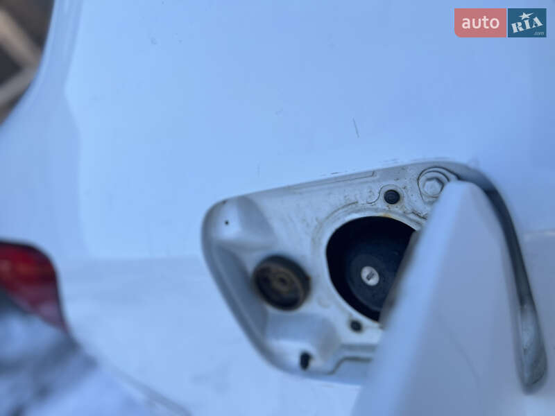 Седан Renault Logan 2016 в Дрогобыче фото 22 Седан Renault Logan 2016 в Дрогобыче