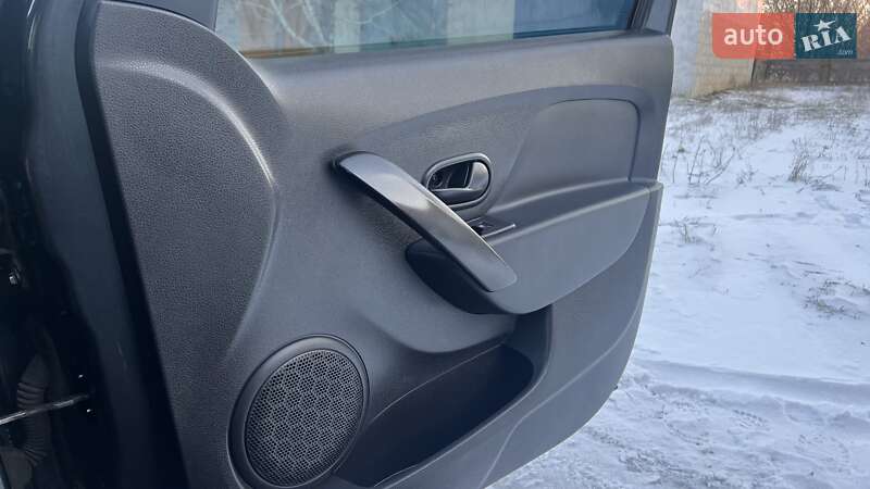 Универсал Renault Logan 2020 в Александрие фото 29 Универсал Renault Logan 2020 в Александрие